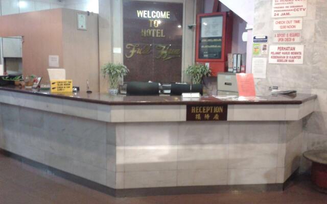Hotel Full Hua