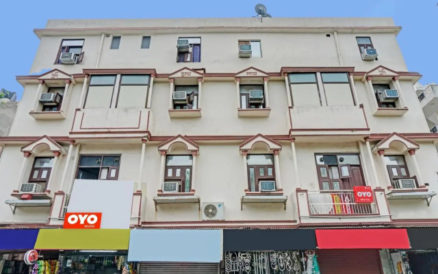 Oyo 92864 Silver Stone