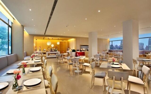 Hanting Seasons Hotel