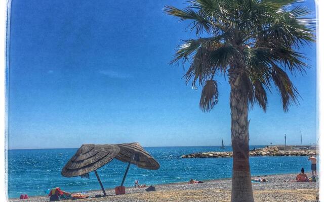 La Studette Marina 06