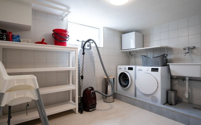 Opulent Holiday Home in Piesendorf with Sauna & Hot Tub