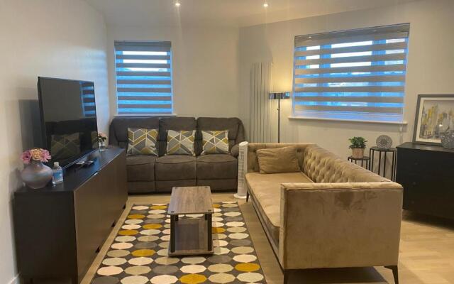 Apartment 7, The Cathedral View