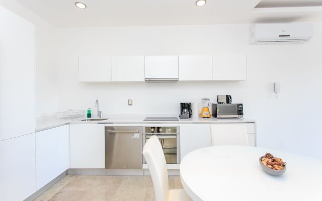 Menesse-2 Bedroom+Steps To The Ocean+Internet