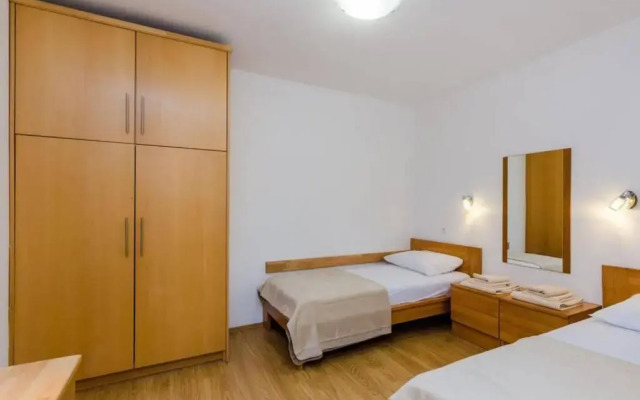 Spacious 80m2 place, great views:-) 2 bedrooms !