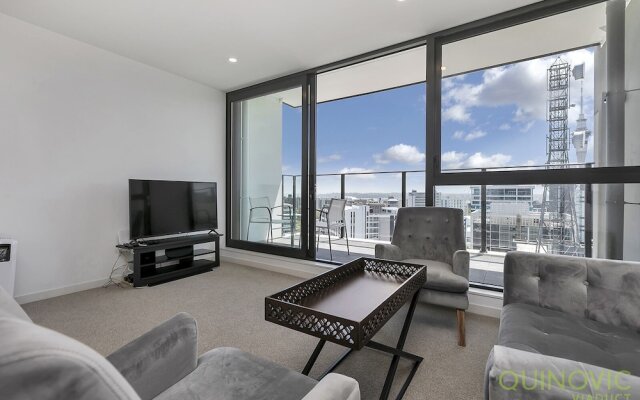 QV Chic Apartment with Amazing Views - 888