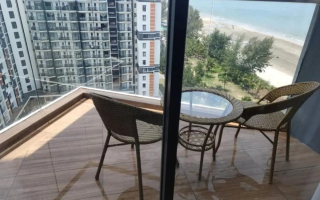 PUTEH Timurbay Beachfront Private Suite Kuantan
