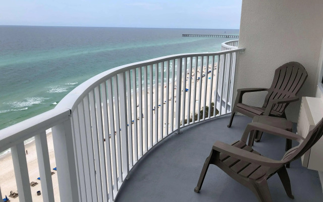 Radisson Beachfront Hotel - Panama City Beach