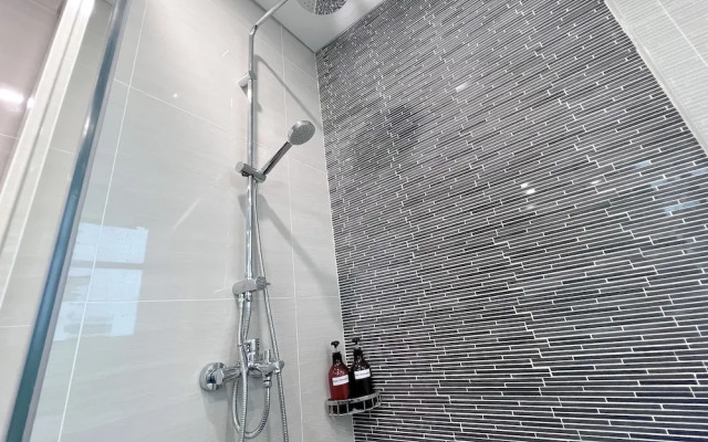 D'Rapport Residences By Manhattan Group