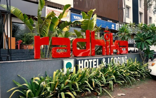 Hotel Radhika