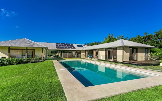 Myocum House - spacious hinterland farmhouse