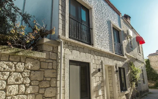 Mastika 1944 Alacati