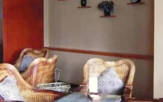 Seine River Leisure Hotel