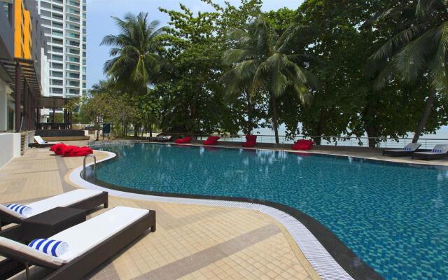 Mercure Penang Beach
