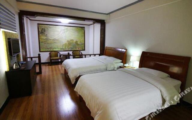 Zhuhai Gongbei Palace Hotel