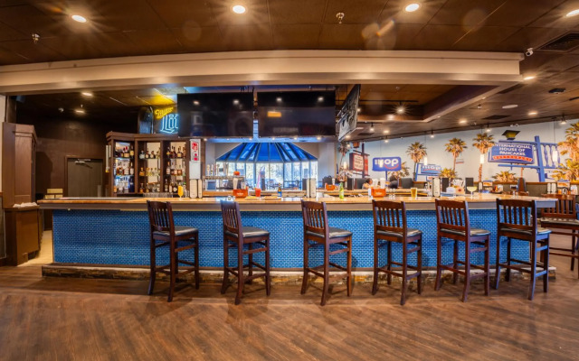 Holiday Inn Milwaukee Brookfield by IHG