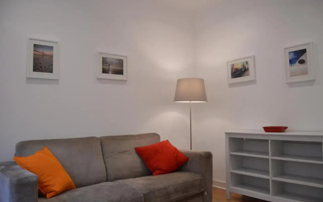 Happy Hats Apartment