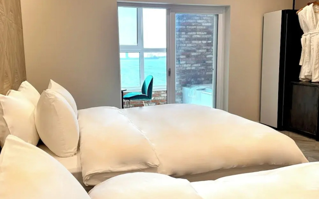 Restia Incheonbay Hotel