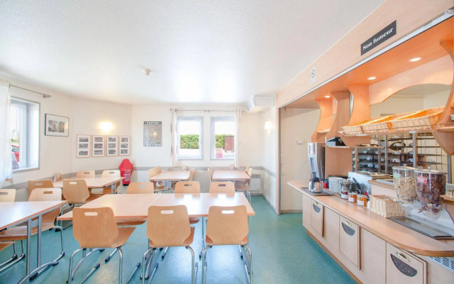 B&B HOTEL Troyes Saint-Parres-aux-Tertres