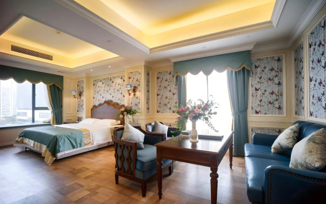 Chengdu Creyad Hotel