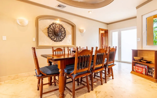 Belizean Cove Estates