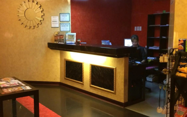 Dulcinea Hotel and Suites