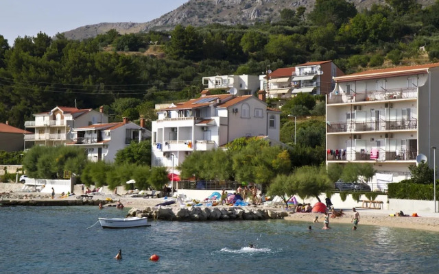 S2-spacious Studio With the sea View & use of Pool