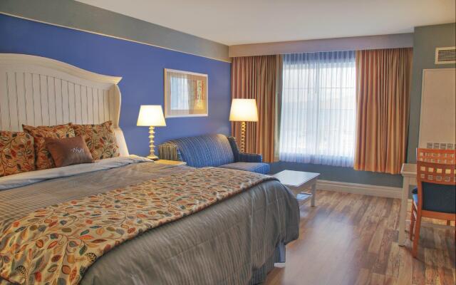 Watkins Glen Harbor Hotel