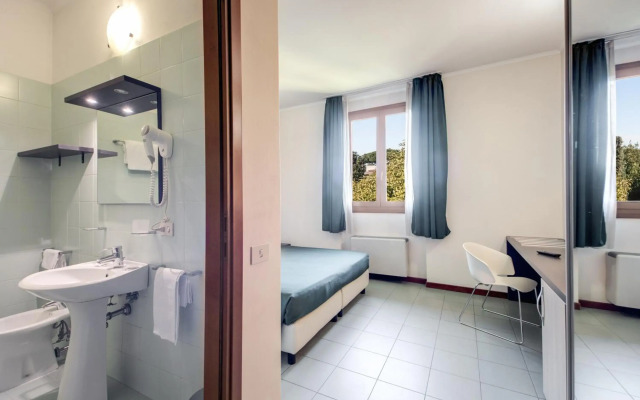 Hotel Alba Torre Maura Rome