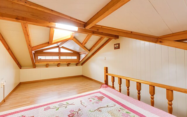 Yangsan Solmaru Pension