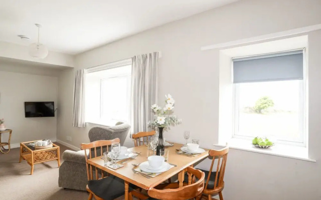 Ceiriad - 9 Ty'n Don