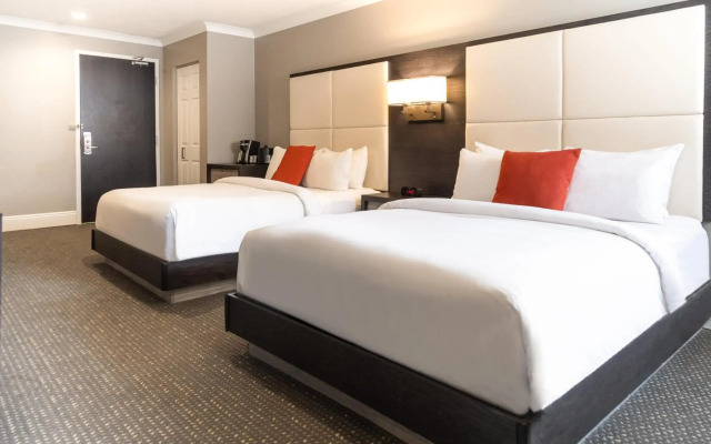 Crowne Plaza Fredericton-Lord Beaverbrook by IHG