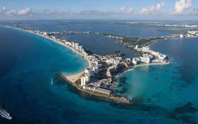Renovated Aloft Cancun