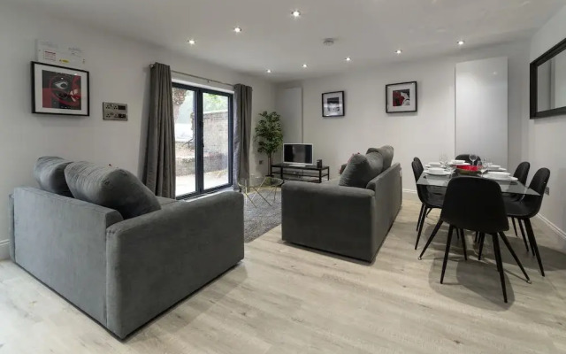 Boutique Tower Bridge Apartment