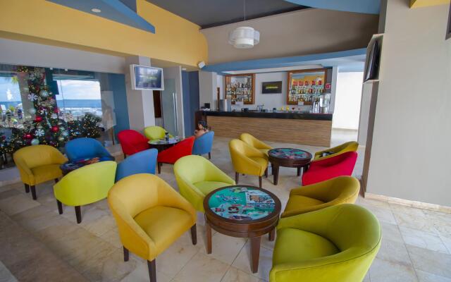 Oceano Palace Beach Resort