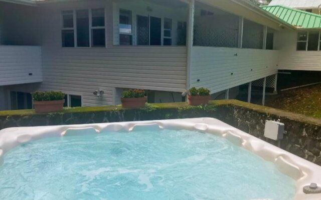 The Bay House House Bed and Breakfast