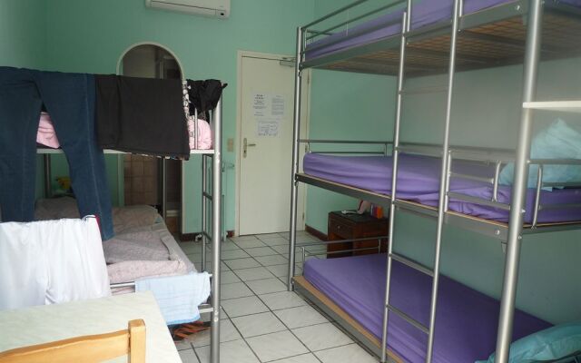 Hotel Altair - Hostel