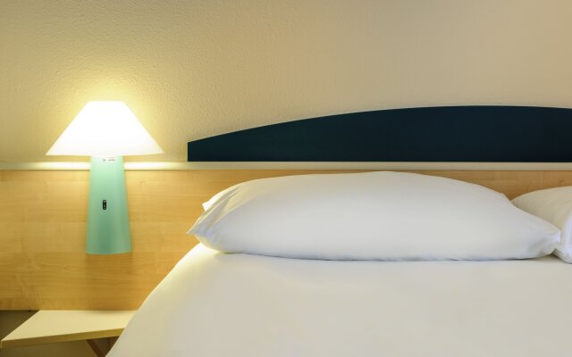 ibis Sion Hotel