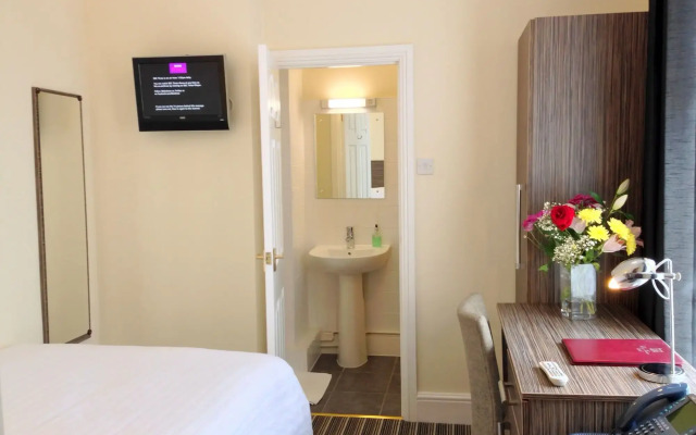 Ely House Hotel