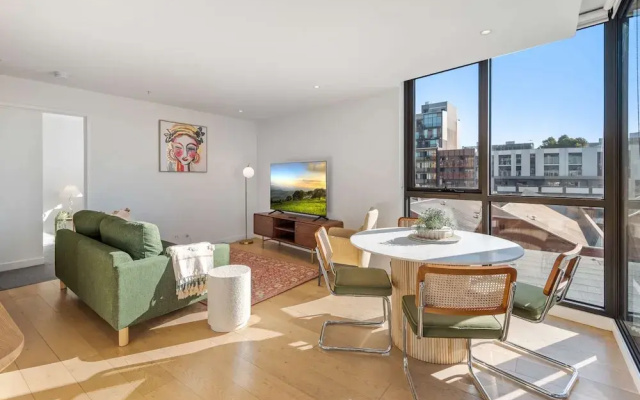 Collingwood Cool 2-bed, Balcony, Gym, Rooftop