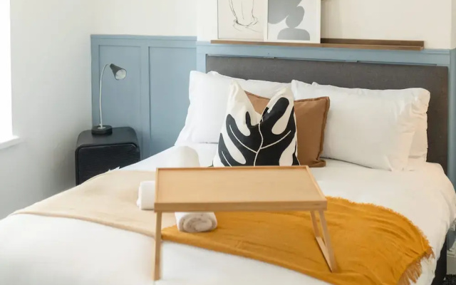 Host Stay Craddock Street