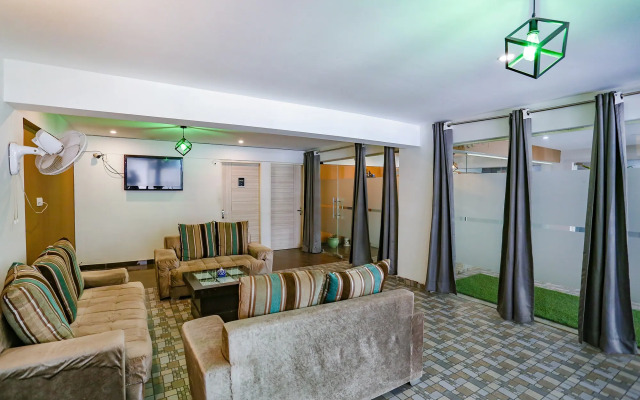 FabHotel Sky Rise Inn