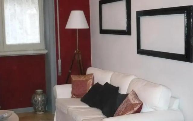 Joes Unforgettable Vatican Nest