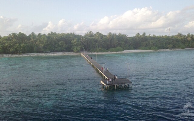 Omadhoo Inn