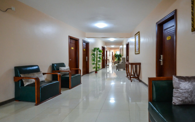 Hillside Plaza Hotel