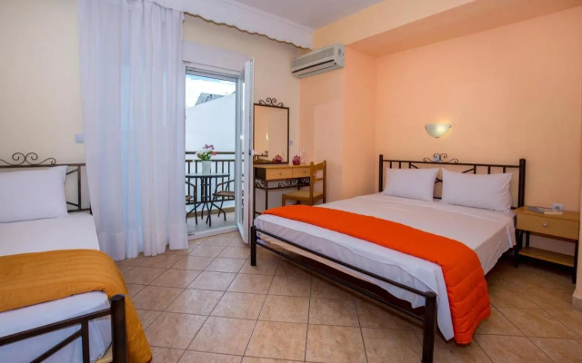 Famelia Studios Lampiris