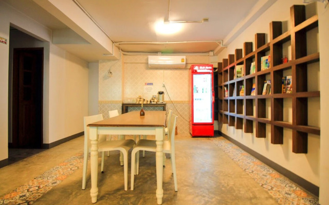 OYO 378 Bright Minitel