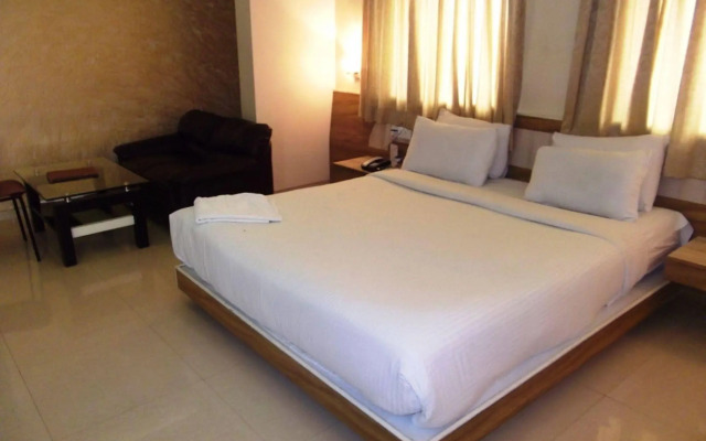 Hotel Neelam Executive