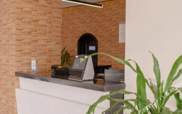 Yixuan Hotel