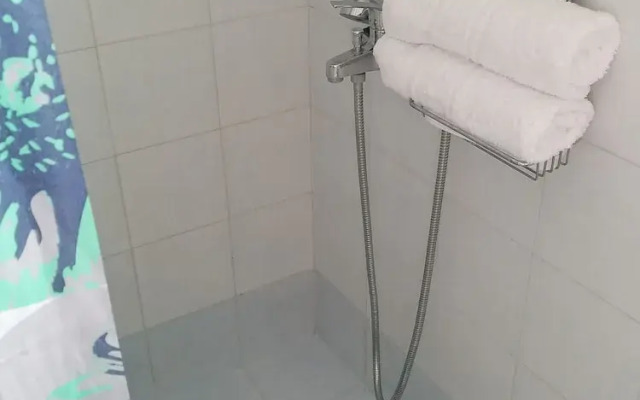 New Panorama Apartments (ELECTRIC CAR CHARGING STATION)