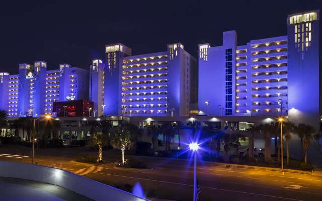 Crown Reef Beach Resort and Waterpark